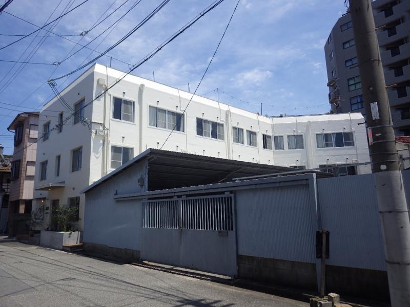 大阪市でマンション1棟外壁塗装,大阪の外壁塗装工事専門店!最高の品質と安さ!